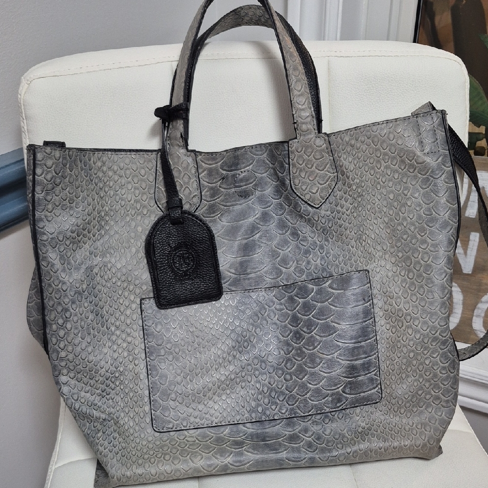 London Fog Faux Snake Skin Bag